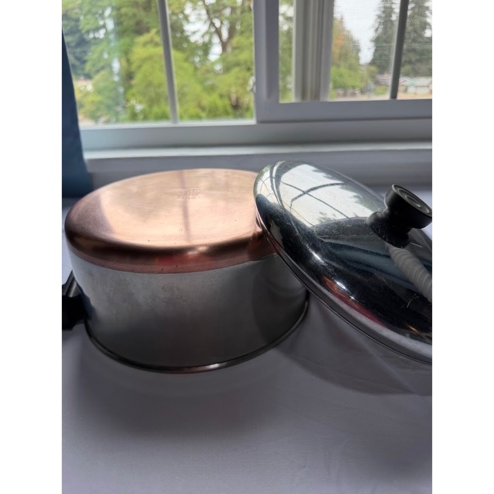 Revere Ware 4 1/2 Qt Copper Bottom Stock Pot with Lid 1801 Clinton IL USA 96-i